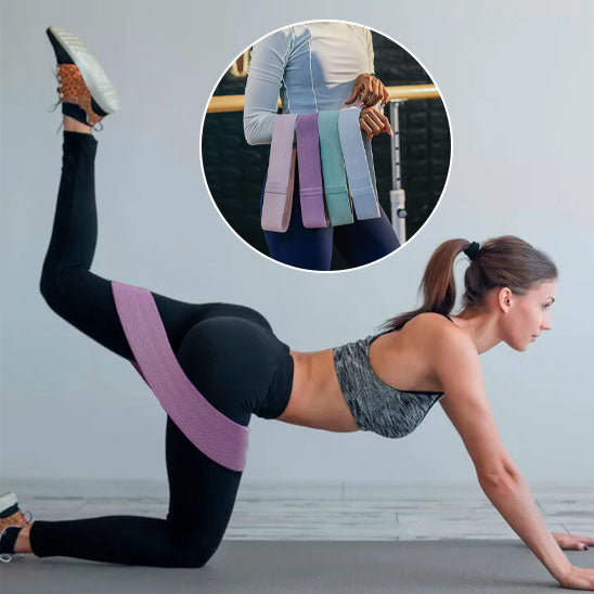 Femme étirement des jambe avec un elastique musculation.