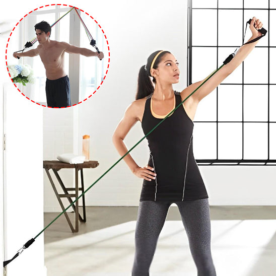 femme fait des etirement des bras 